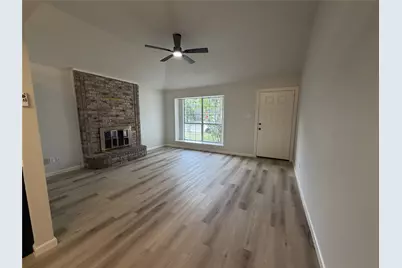 900 Cornfield Drive, Arlington, TX 76017 - Photo 6