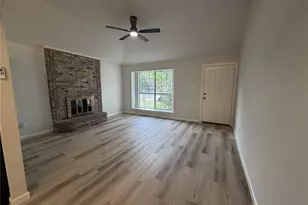 900 Cornfield Dr, Arlington, TX 76017 - Photo 6
