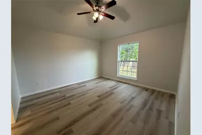 900 Cornfield Drive, Arlington, TX 76017 - Photo 14
