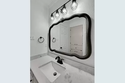 216 Texas Avenue, Hewitt, TX 76643 - Photo 18