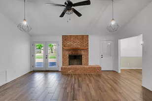 216 Texas Ave, Hewitt, TX 76643 - Photo 4