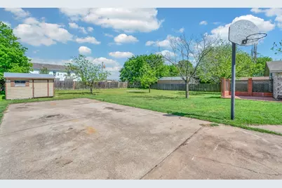 216 Texas Avenue, Hewitt, TX 76643 - Photo 28