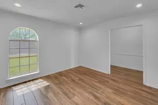 216 Texas Ave, Hewitt, TX 76643 - Photo 14