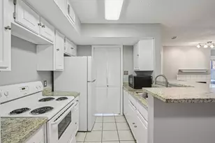 1712 Baird Farm Cir, Arlington, TX 76006 - Photo 8