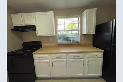 7204 Shadow Bend Drive, Fort Worth, TX 76137 - Photo 6