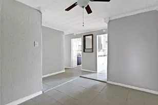 6104 Kelly Elliott Rd, Arlington, TX 76001 - Photo 22