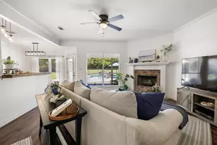 218 Granada Calle St, Granbury, TX 76049 - Photo 24