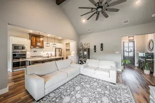 2004 Feather Ln, Weatherford, TX 76088 - Photo 4