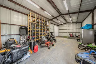 2004 Feather Ln, Weatherford, TX 76088 - Photo 32