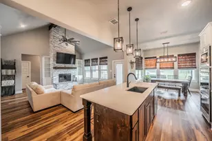 2004 Feather Ln, Weatherford, TX 76088 - Photo 10