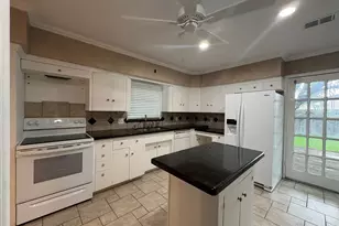 7525 Wentwood Dr, Dallas, TX 75225 - Photo 8