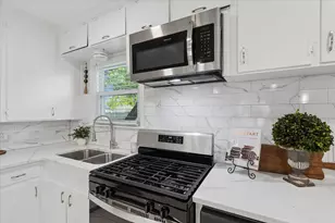 112 Murphy Rd, Burleson, TX 76028 - Photo 12