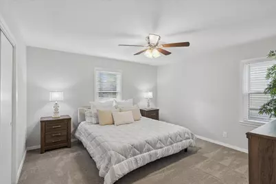 112 Murphy Road, Burleson, TX 76028 - Photo 14