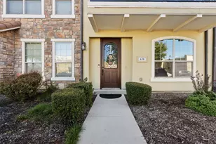 638 Arbol, Irving, TX 75039 - Photo 2