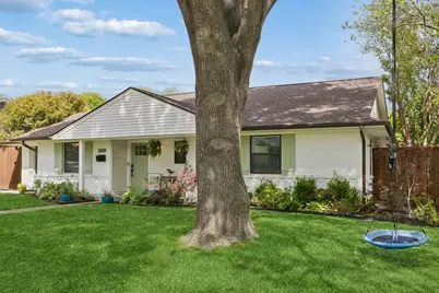 9734 Queenswood Lane, Dallas, TX 75238 - Photo 2