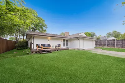 9734 Queenswood Lane, Dallas, TX 75238 - Photo 30