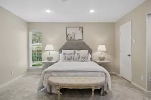 9734 Queenswood Ln, Dallas, TX 75238 - Photo 16