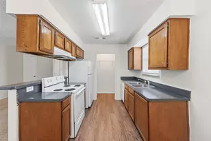 504 Kings Way Dr, Mansfield, TX 76063 - Photo 4