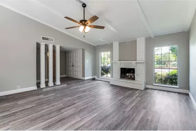 1804 Clear Creek Lane, Carrollton, TX 75007 - Photo 2