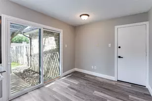 1804 Clear Creek Ln, Carrollton, TX 75007 - Photo 10