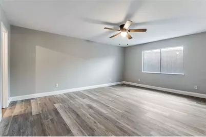 1804 Clear Creek Lane, Carrollton, TX 75007 - Photo 16