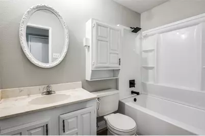 1804 Clear Creek Lane, Carrollton, TX 75007 - Photo 14