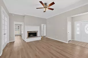 2601 Trail Tree Ct, Burleson, TX 76028 - Photo 10