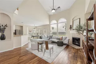 5909 Vineyard Ln, McKinney, TX 75070 - Photo 2