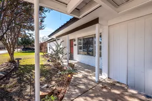 403 Sherry Lee Ln, Hamilton, TX 76531 - Photo 4