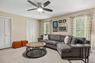 9611 Larchcrest Dr, Dallas, TX 75238 - Photo 26