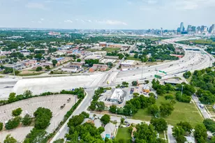 810 E 12th St, Dallas, TX 75203 - Photo 1