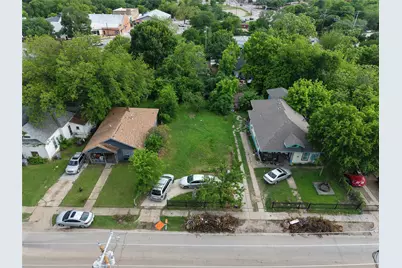 814 E 12th Street, Dallas, TX 75203 - Photo 2