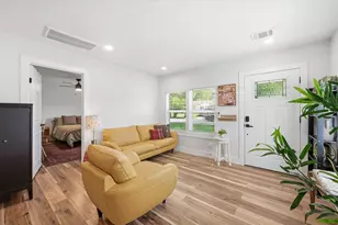 303 Brodie St, Dallas, TX 75224 - Photo 2