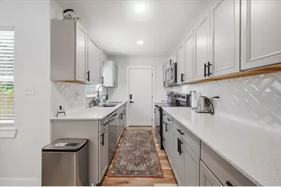 303 Brodie Street, Dallas, TX 75224 - Photo 8
