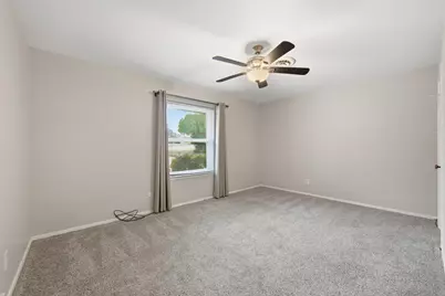 3920 Sanguinet Street, Fort Worth, TX 76107 - Photo 6