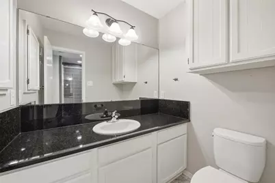 3920 Sanguinet Street, Fort Worth, TX 76107 - Photo 16