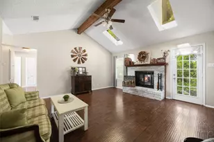 208 Rolling Hills Ln, Farmersville, TX 75442 - Photo 6