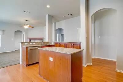 1721 Castle Creek Drive, Little Elm, TX 75068 - Photo 32