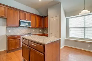 1721 Castle Creek Dr, Little Elm, TX 75068 - Photo 34