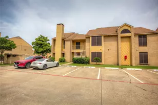 5825 Marvin Loving Dr, Garland, TX 75043 - Photo 12