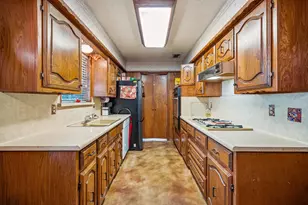 112 Charles St, DeSoto, TX 75115 - Photo 6