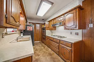 112 Charles St, DeSoto, TX 75115 - Photo 8