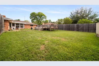 112 Charles Street, DeSoto, TX 75115 - Photo 22