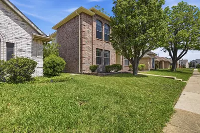 1535 Forest Creek Circle, Mesquite, TX 75149 - Photo 2