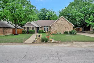 5517 Chimney Rock Rd, Fort Worth, TX 76112 - Photo 1