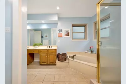 5517 Chimney Rock Road, Fort Worth, TX 76112 - Photo 18