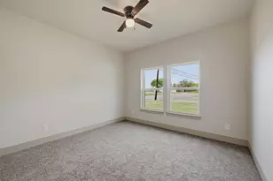 1019 Holiday Dr, Sherman, TX 75090 - Photo 26