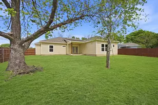 1019 Holiday Dr, Sherman, TX 75090 - Photo 32