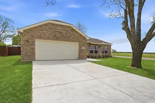 1019 Holiday Dr, Sherman, TX 75090 - Photo 6