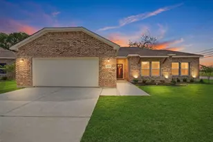 1019 Holiday Dr, Sherman, TX 75090 - Photo 1
